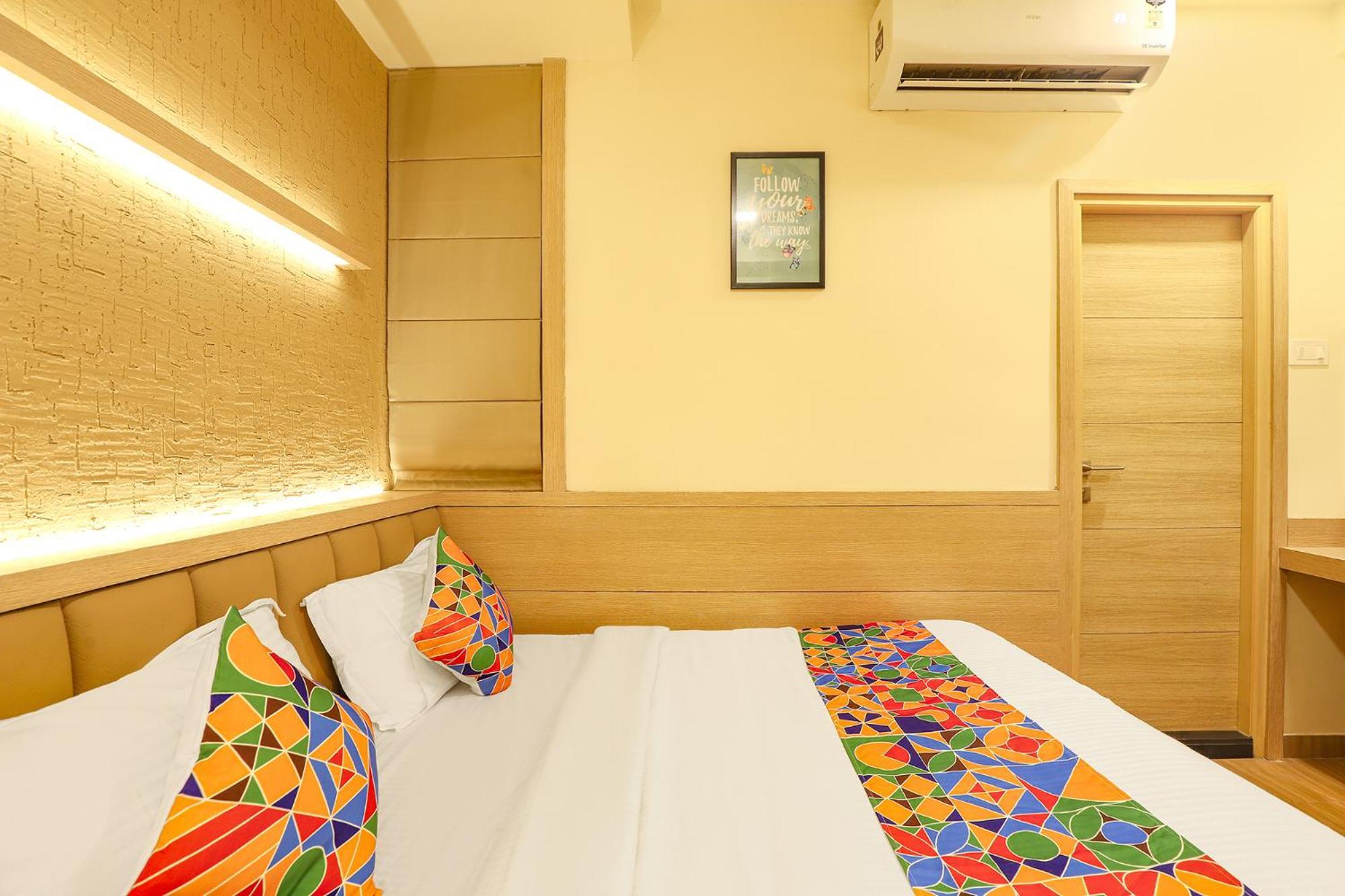 Fabhotel Nestlay Rooms High Court - Nr Parry'S Corner Ченнаи Экстерьер фото