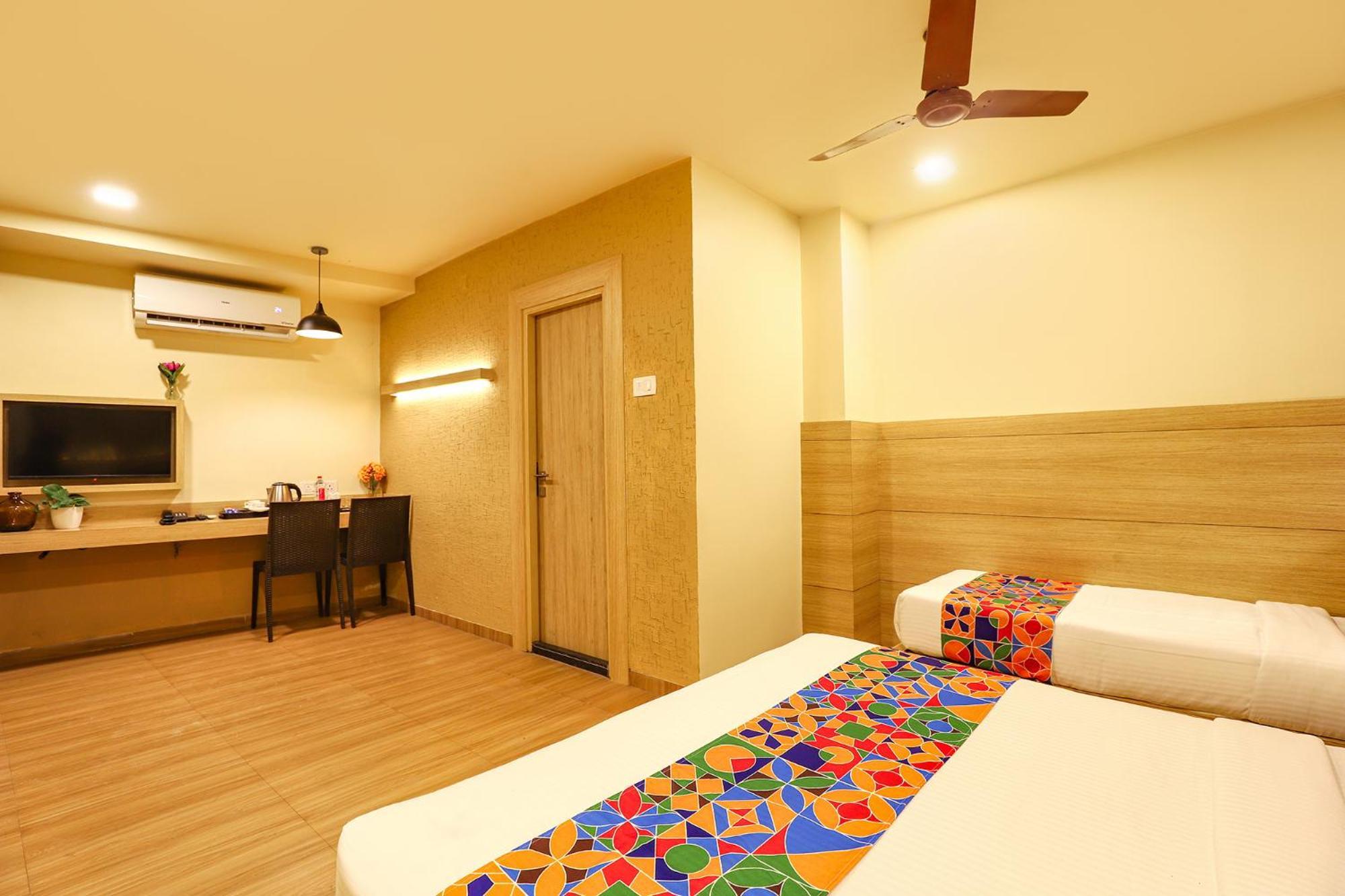 Fabhotel Nestlay Rooms High Court - Nr Parry'S Corner Ченнаи Экстерьер фото